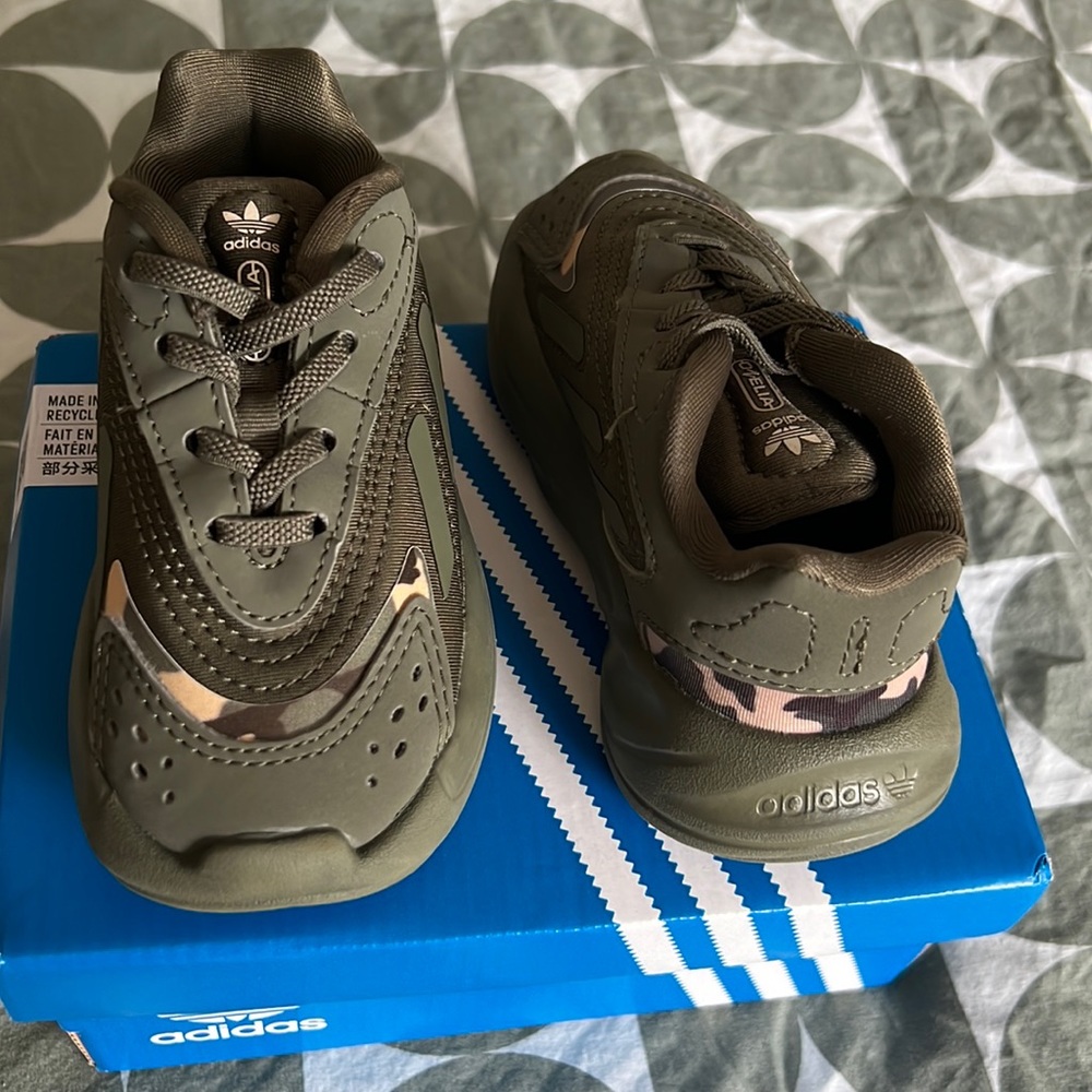 Adidas ozelia for baby walker